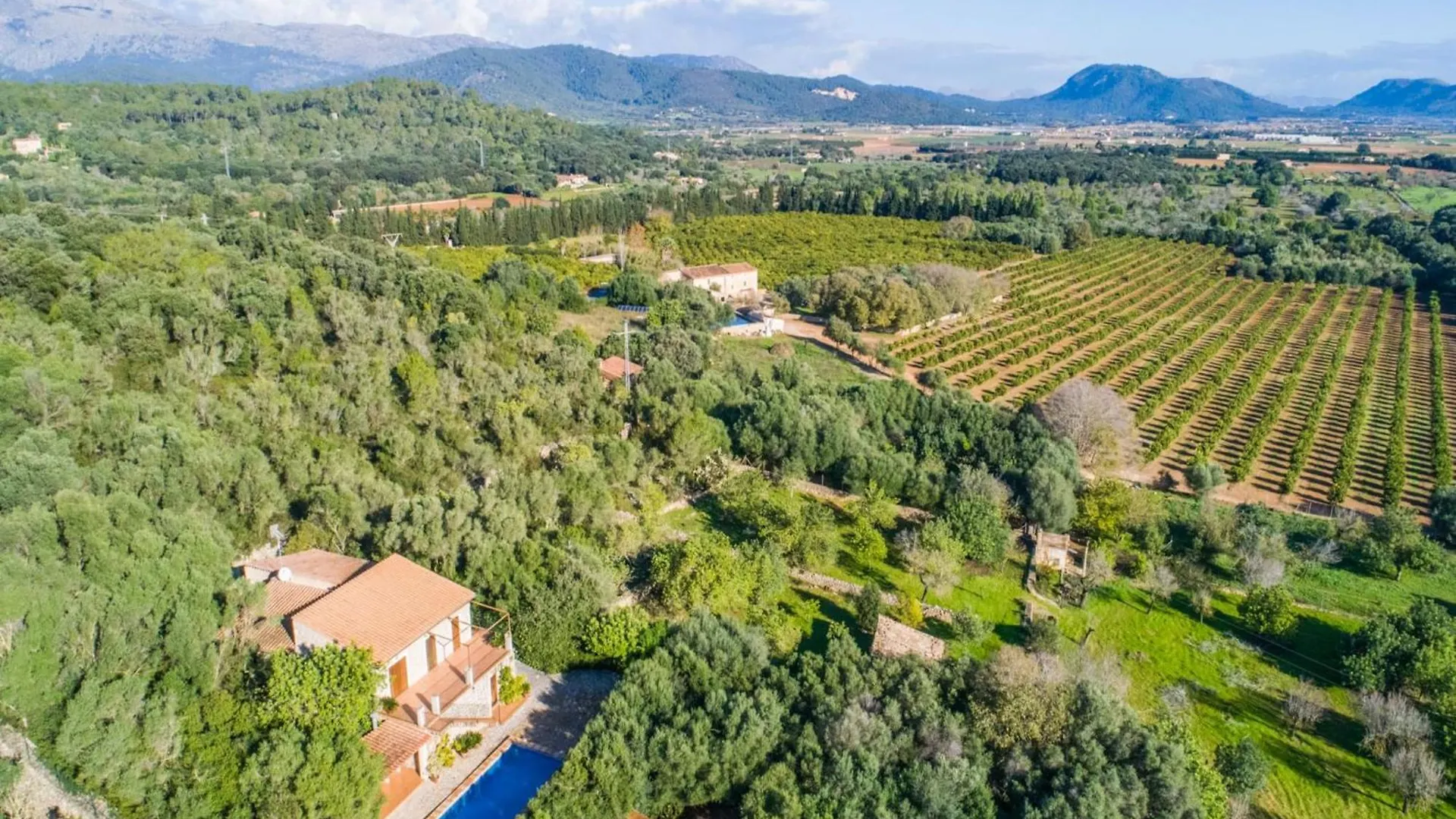 Lush Country House In Búger Сasa de vacaciones